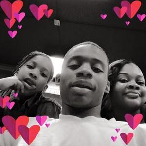 Meet your Posher, Clayesha